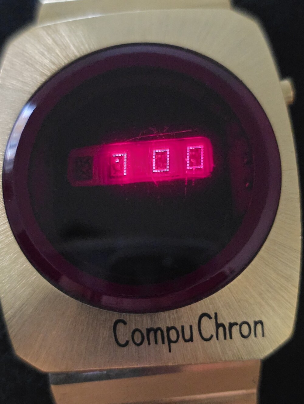 VTG Compu Chron Hughes Aircraft Co Module Red LED Digital Dot Matrix 35mm Watch